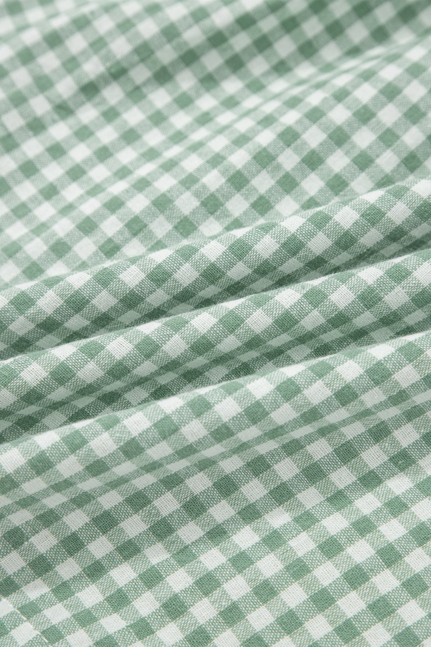 Plus Size Gingham Plaid Ruffle Contrast Trim Shorts