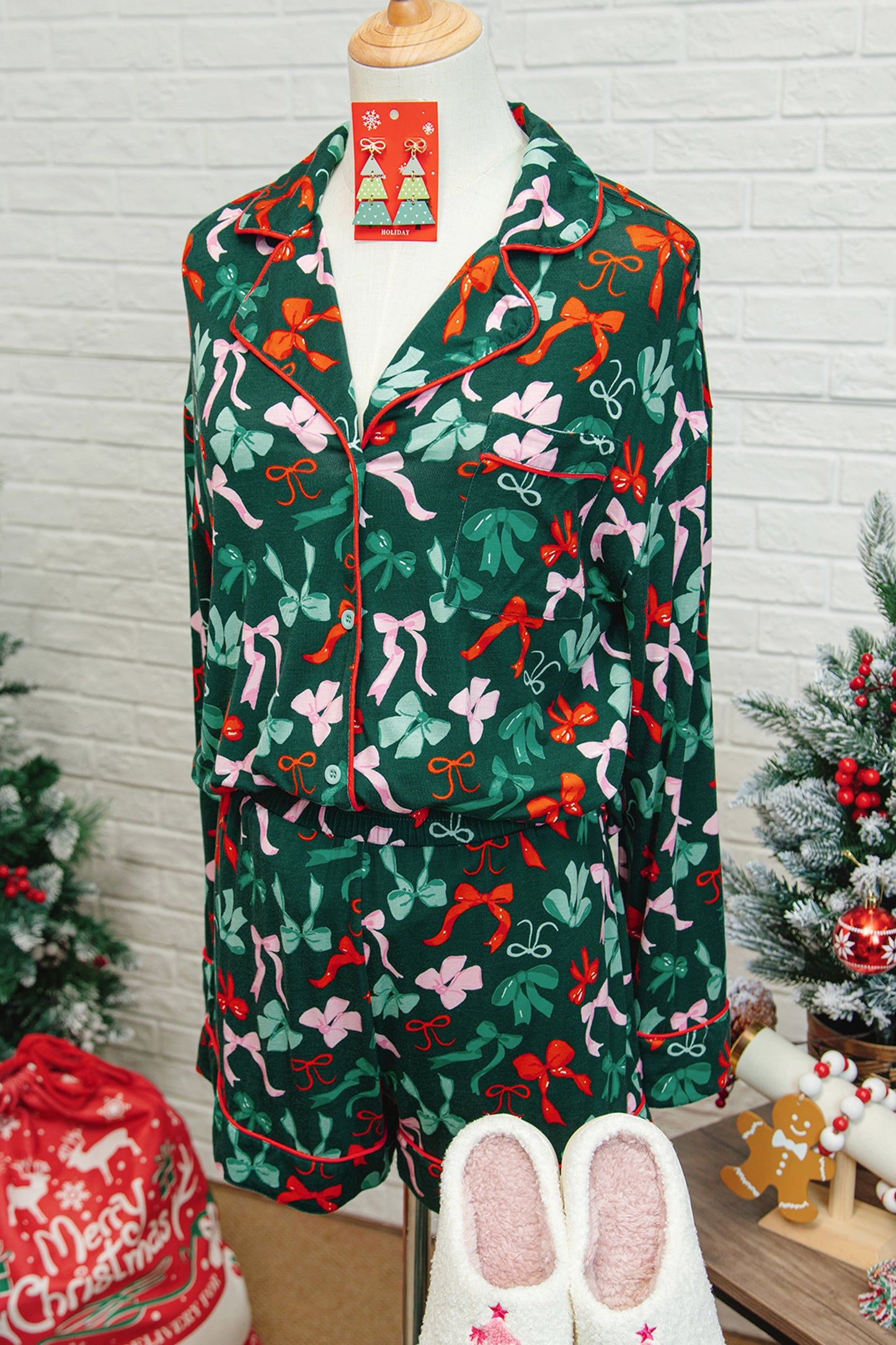 Green Festive Bow Print Long Sleeve Shirt and Pajama Short Set