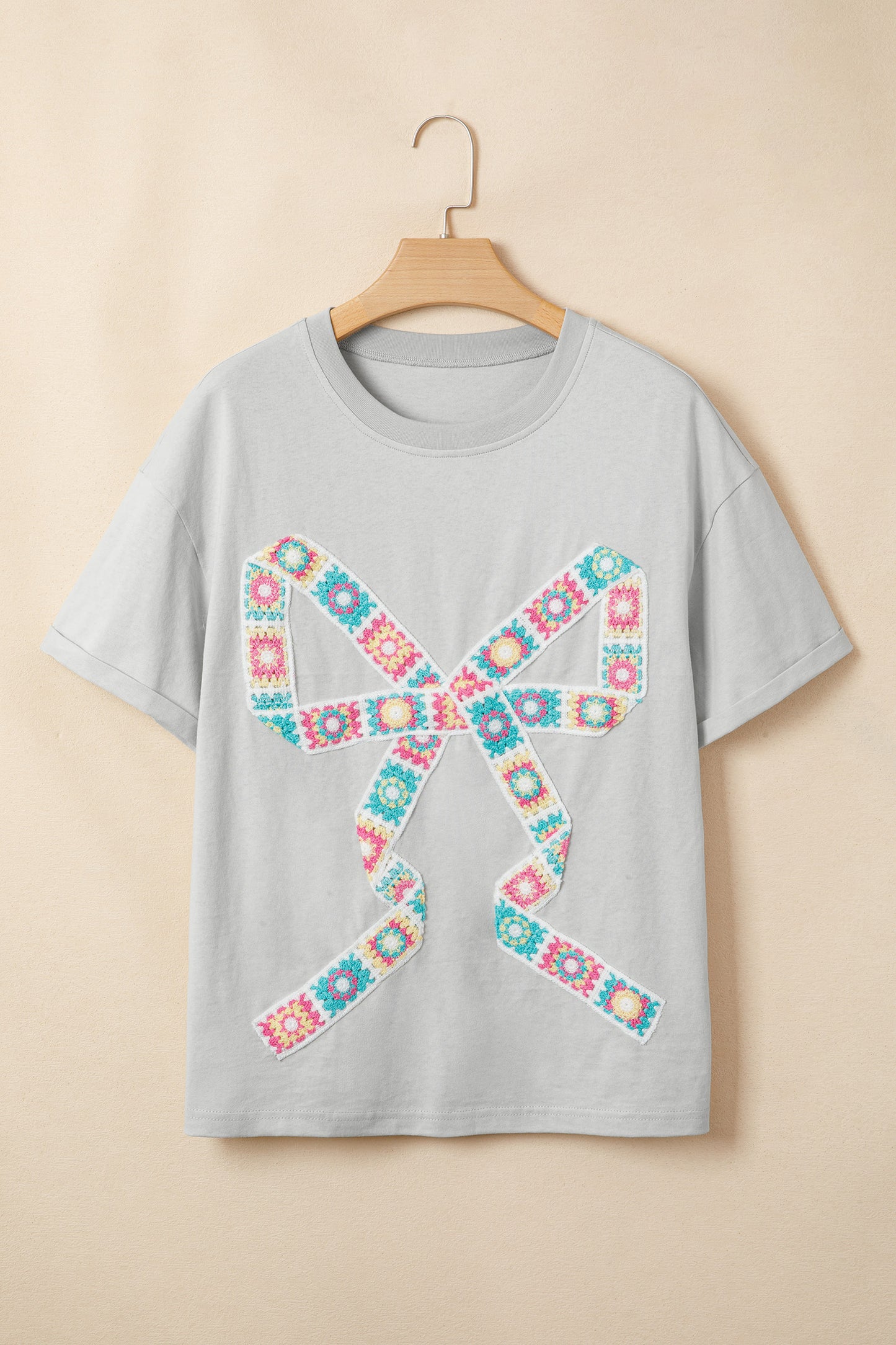 Floral Crochet Ribbon Bow Patched T-Shirt
