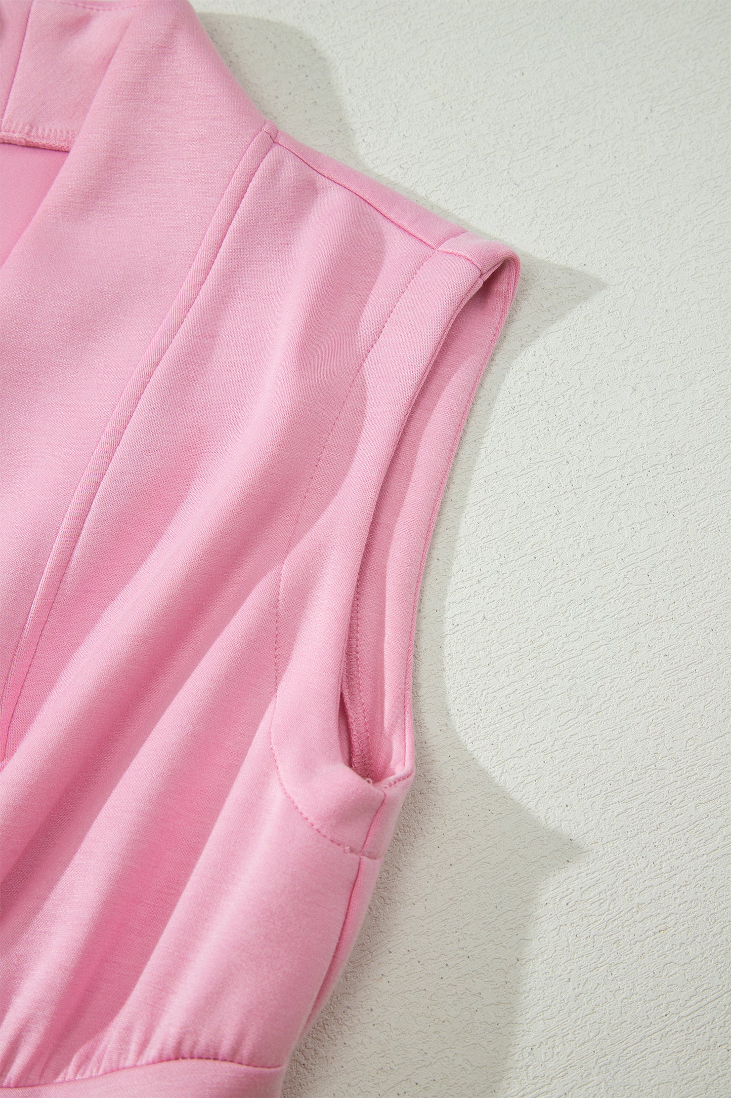 Solid Zip Up V-Neck Sleeveles Midi Dress