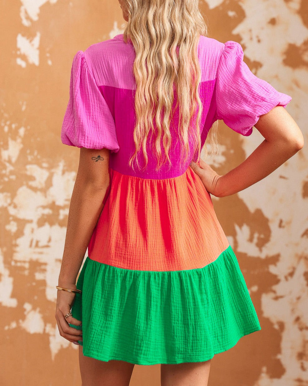 Colorblock Tiered Puff Sleeve Dress