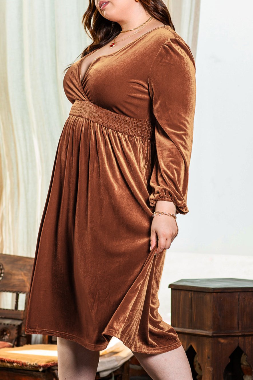 Plus Size Puff Sleeve V-Neck Midi Dress