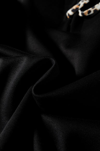 Leopard Contrast Drawstring Hood Drop Shoulder Top