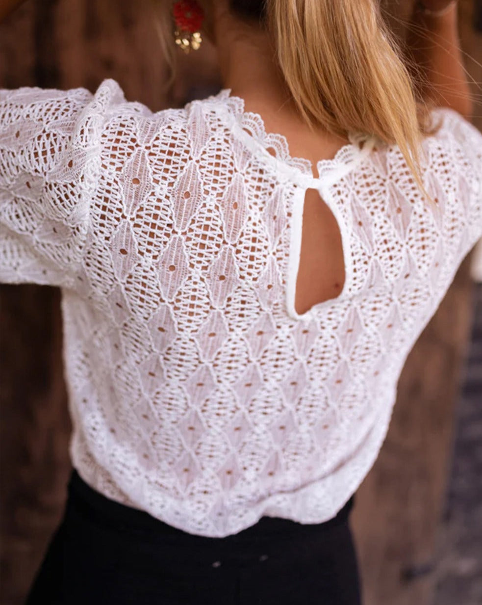 Scalloped Lace Keyhole Back Blouse