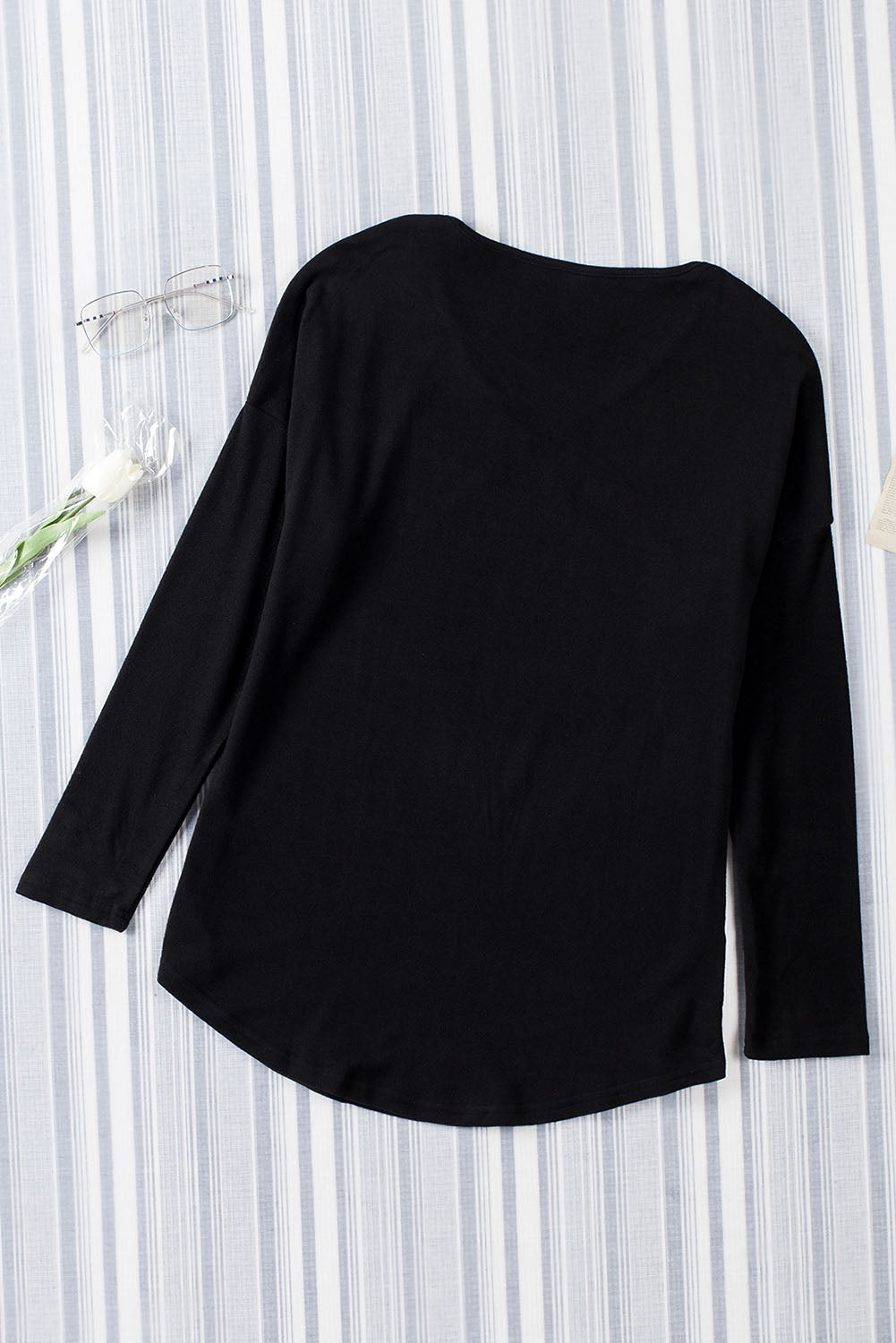 Solid V-Neck Long Sleeve Top