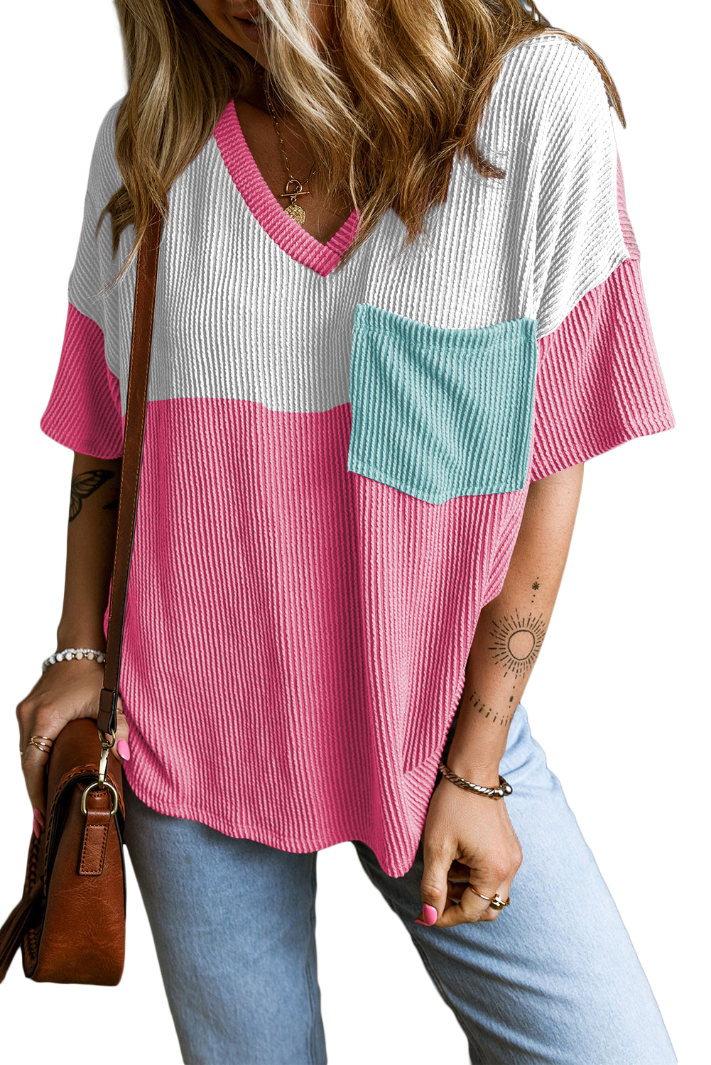 Colorblock Corded V-Neck Pocketed Tee