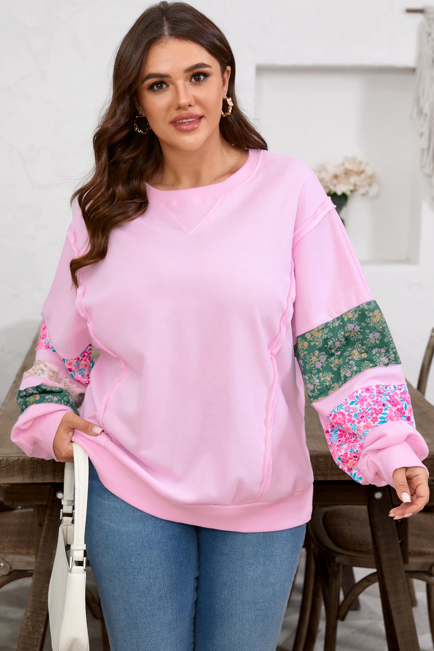 Plus Size Floral Patch Sleeve Ribbed Trim Sweatshirt