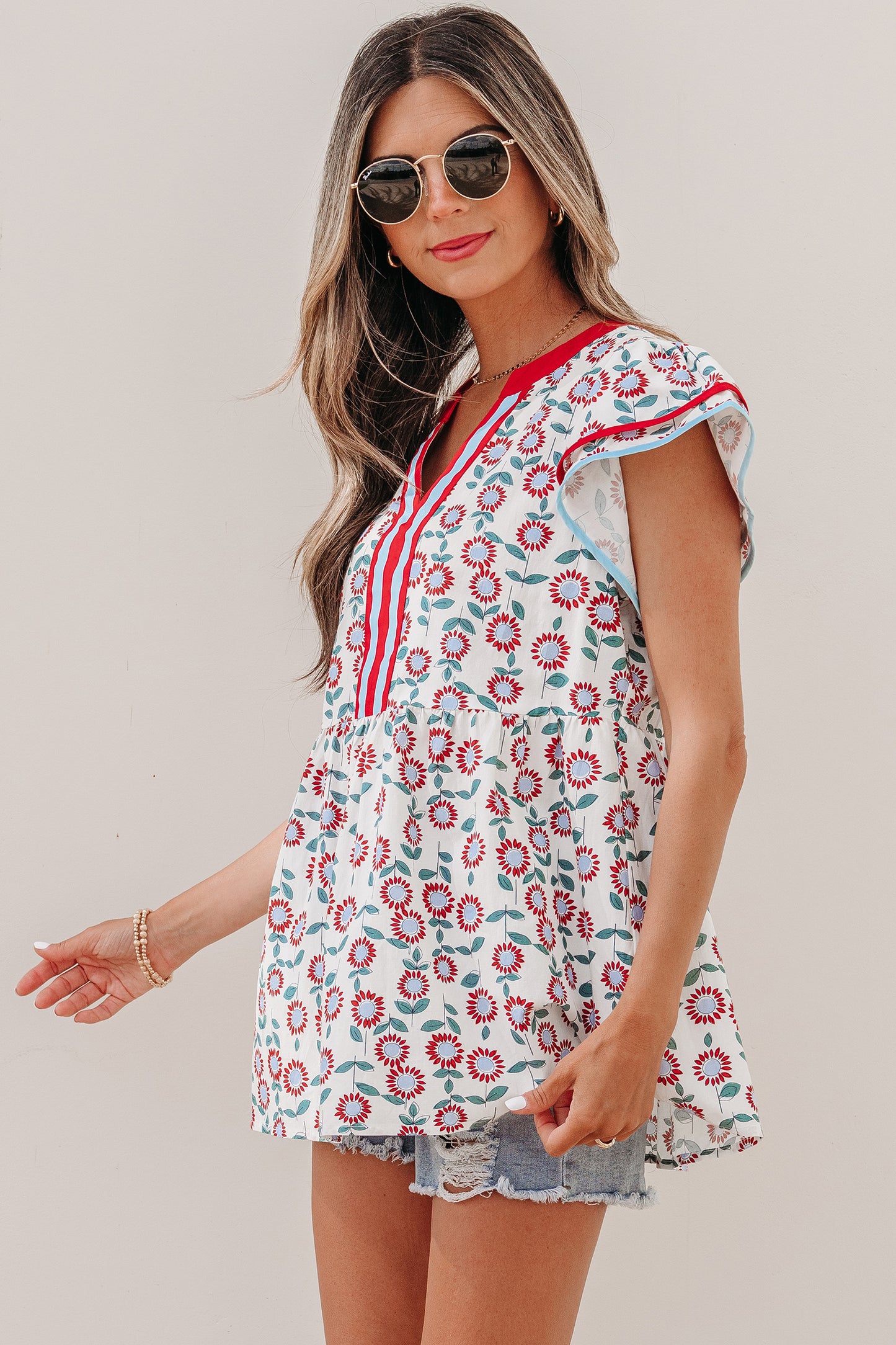 Floral Contrast Trim V-Neck Flutter Sleeve Blouse
