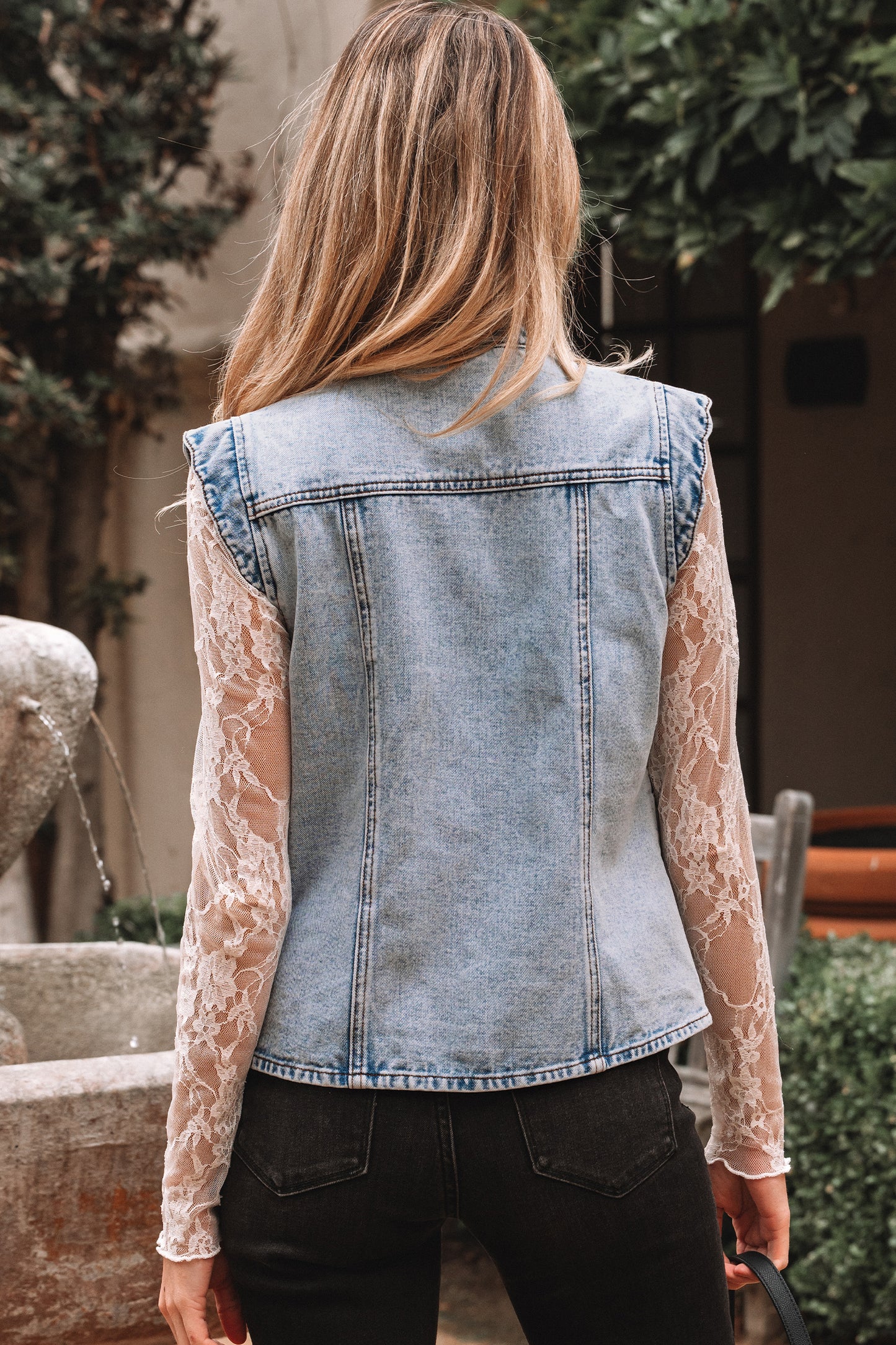 Denim Button-Front Scallop Trim Patch Pocket Vest