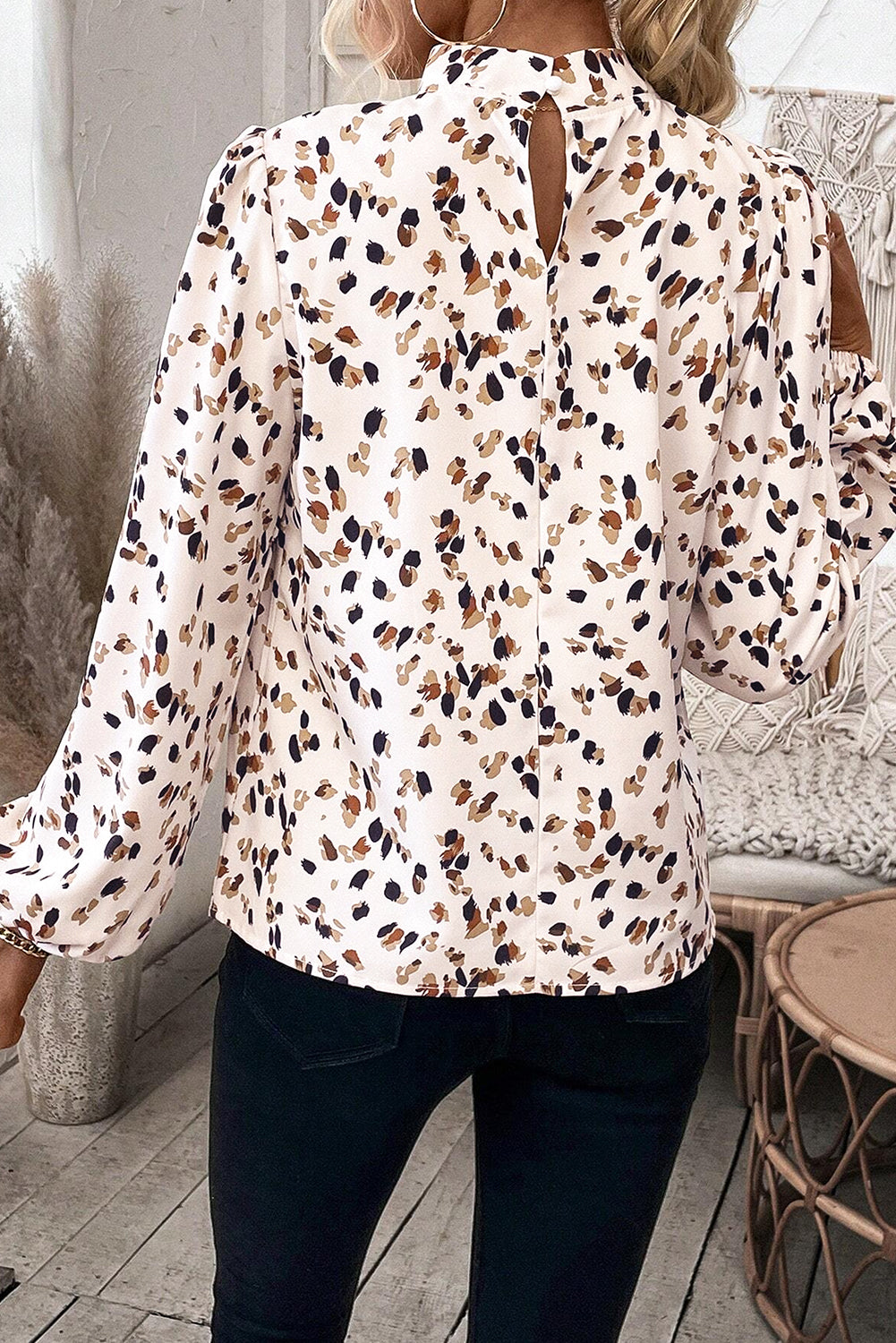 Leopard Lantern Sleeve Pleated Blouse