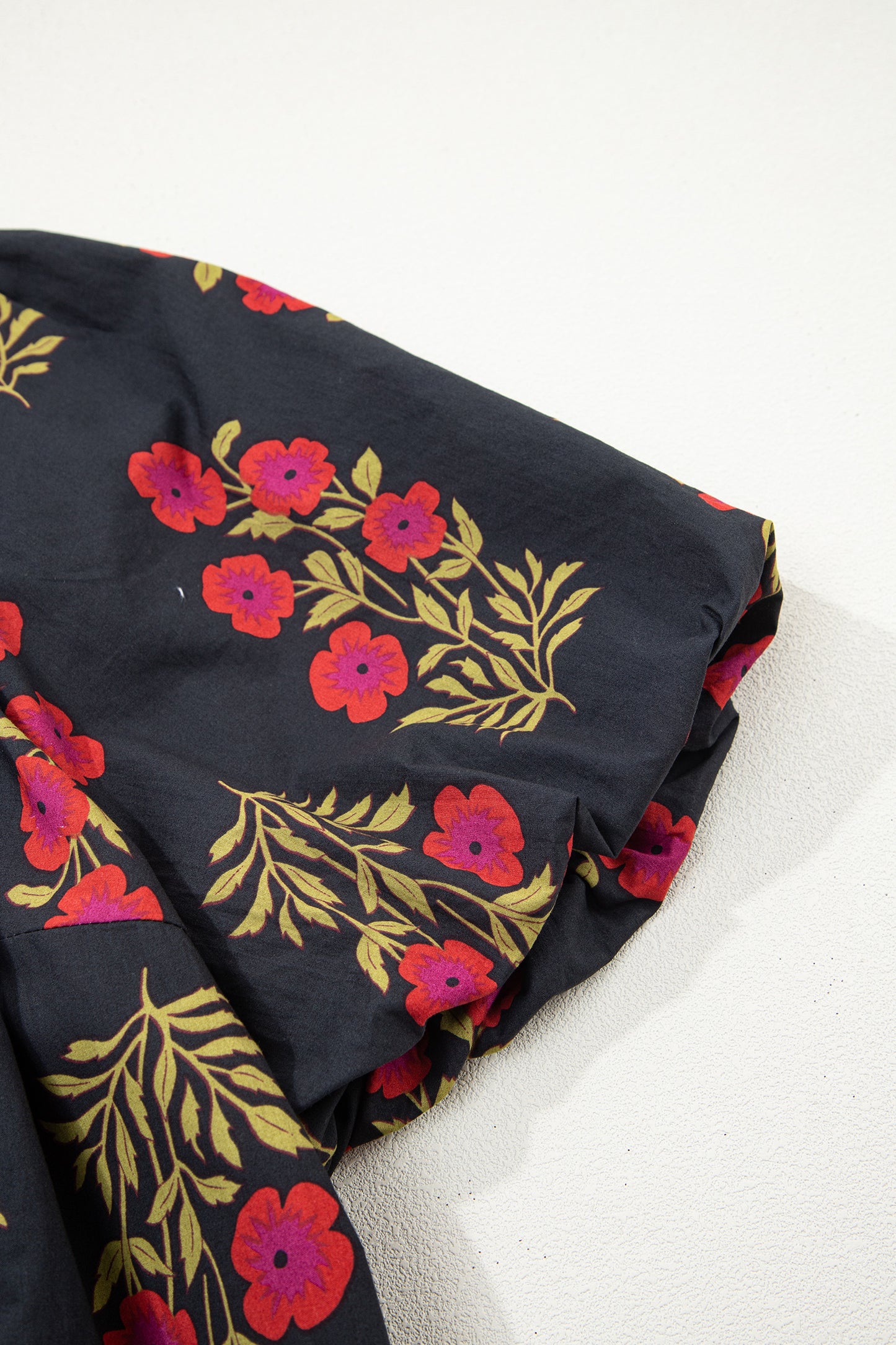 Plus Size Floral Ricrac Trim Short Sleeve Blouse