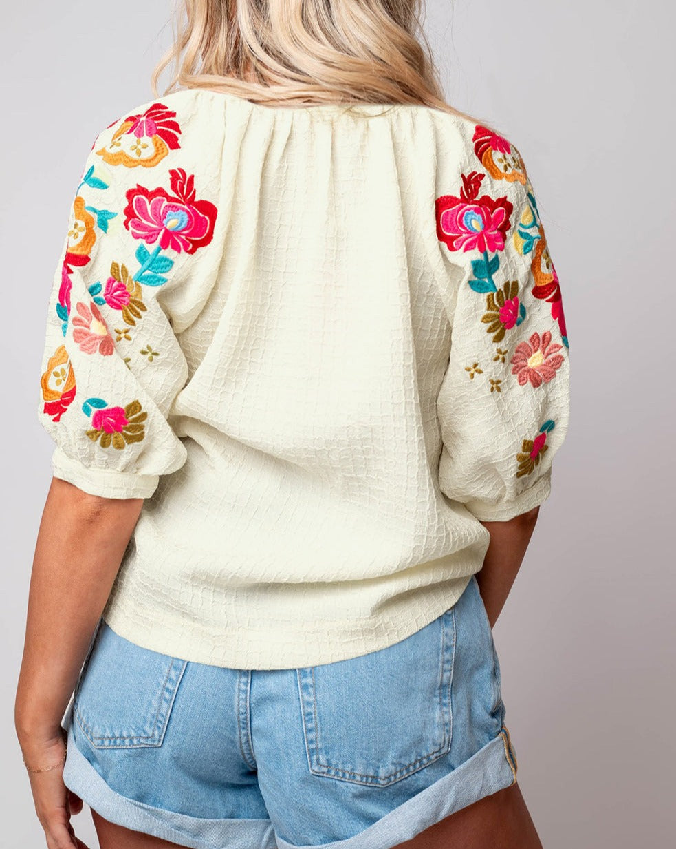 Floral Embroidered Puff Sleeve Blouse