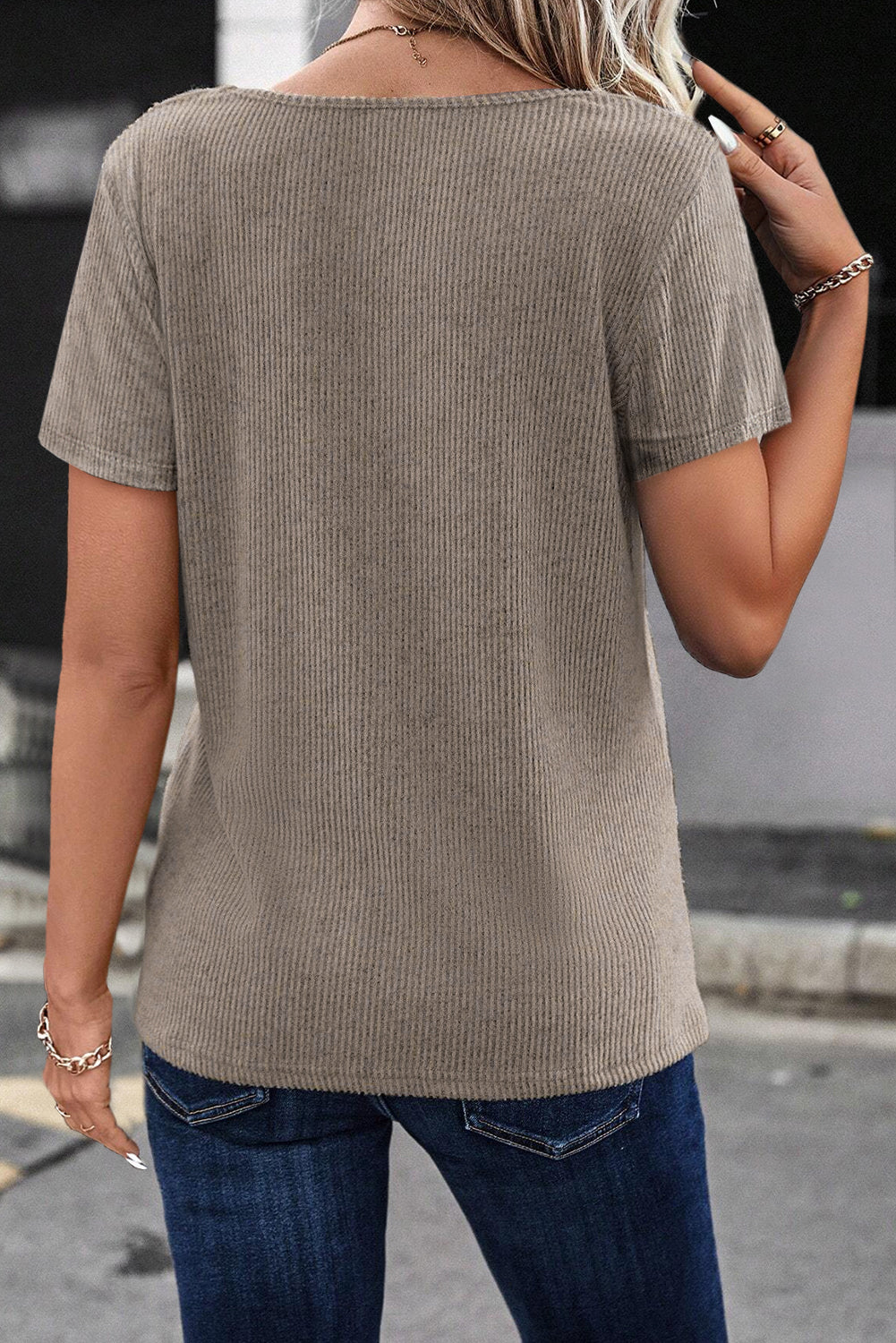 Ribbed Strapp V-Neck Tee