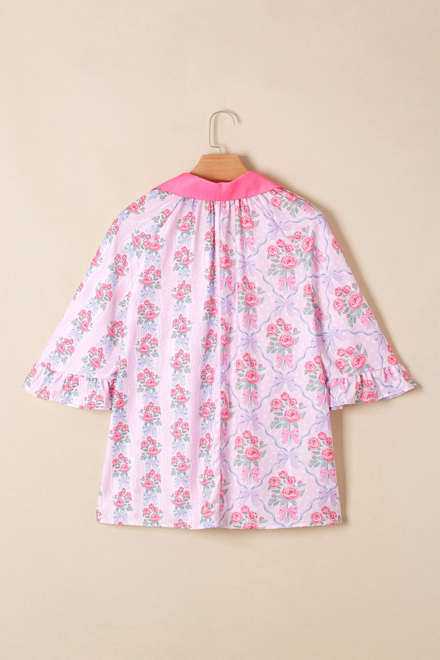 Floral Collared V-Neck Ruffle 3/4 Sleeve Shirt