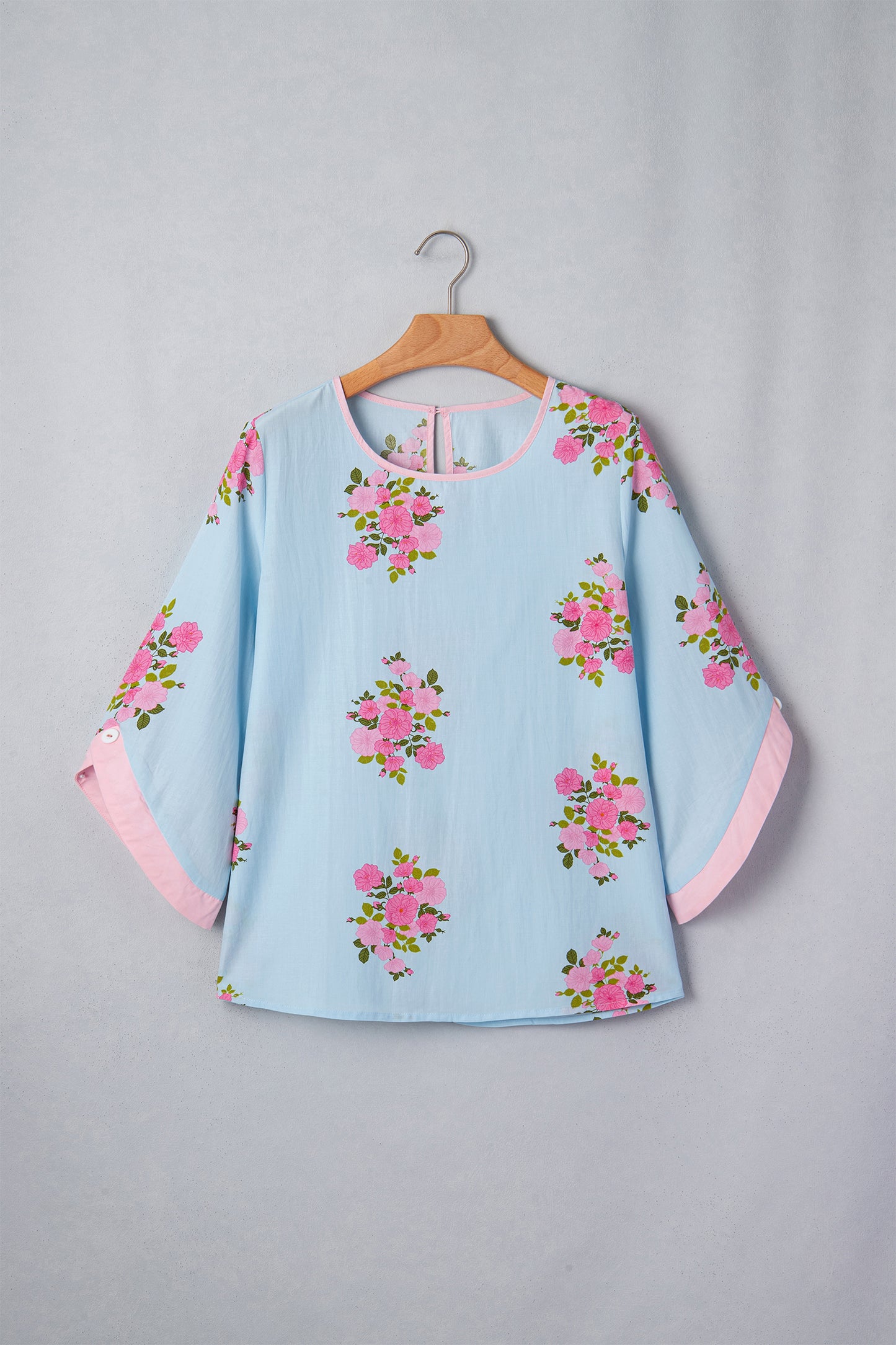 Floral Button Cuffed 3/4 Sleeve Round Neck Blouse