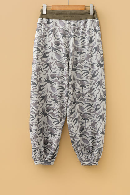Camo Drawstring Contrast Waistband Barrel Cargo Pants