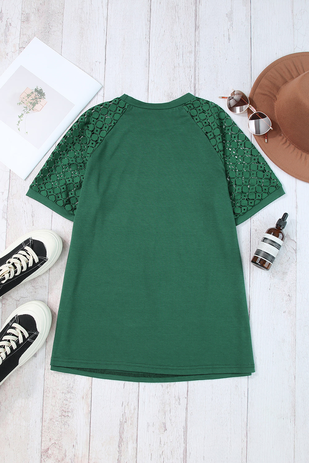 Lace Raglan Sleeve Pleated Tee