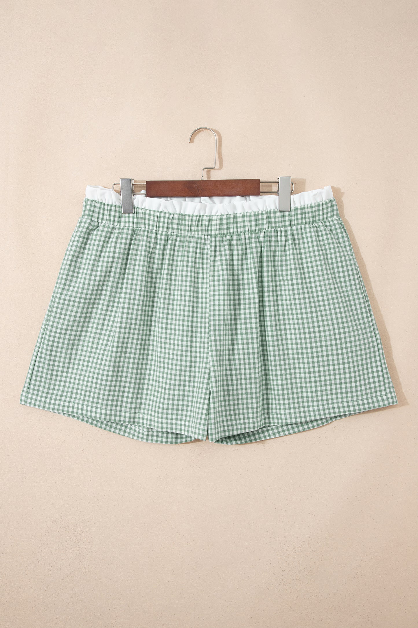 Plus Size Gingham Plaid Ruffle Contrast Trim Shorts