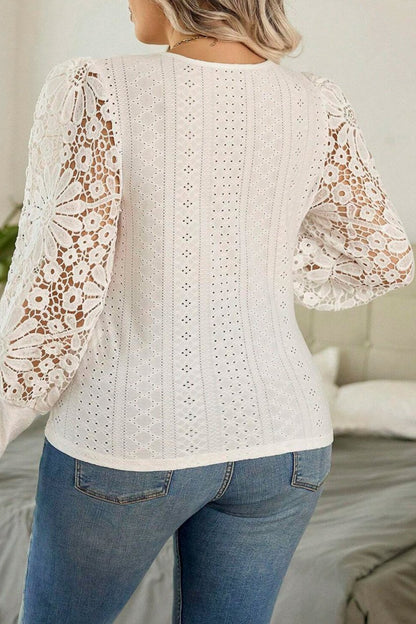 Plus Size Floral Lace Lantern Sleeve Blouse