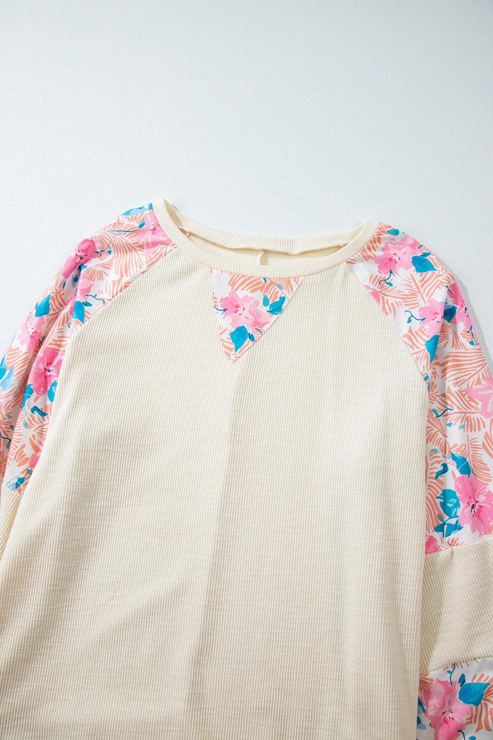 Plus Size Floral Patchwork Sleeve Crewneck Top
