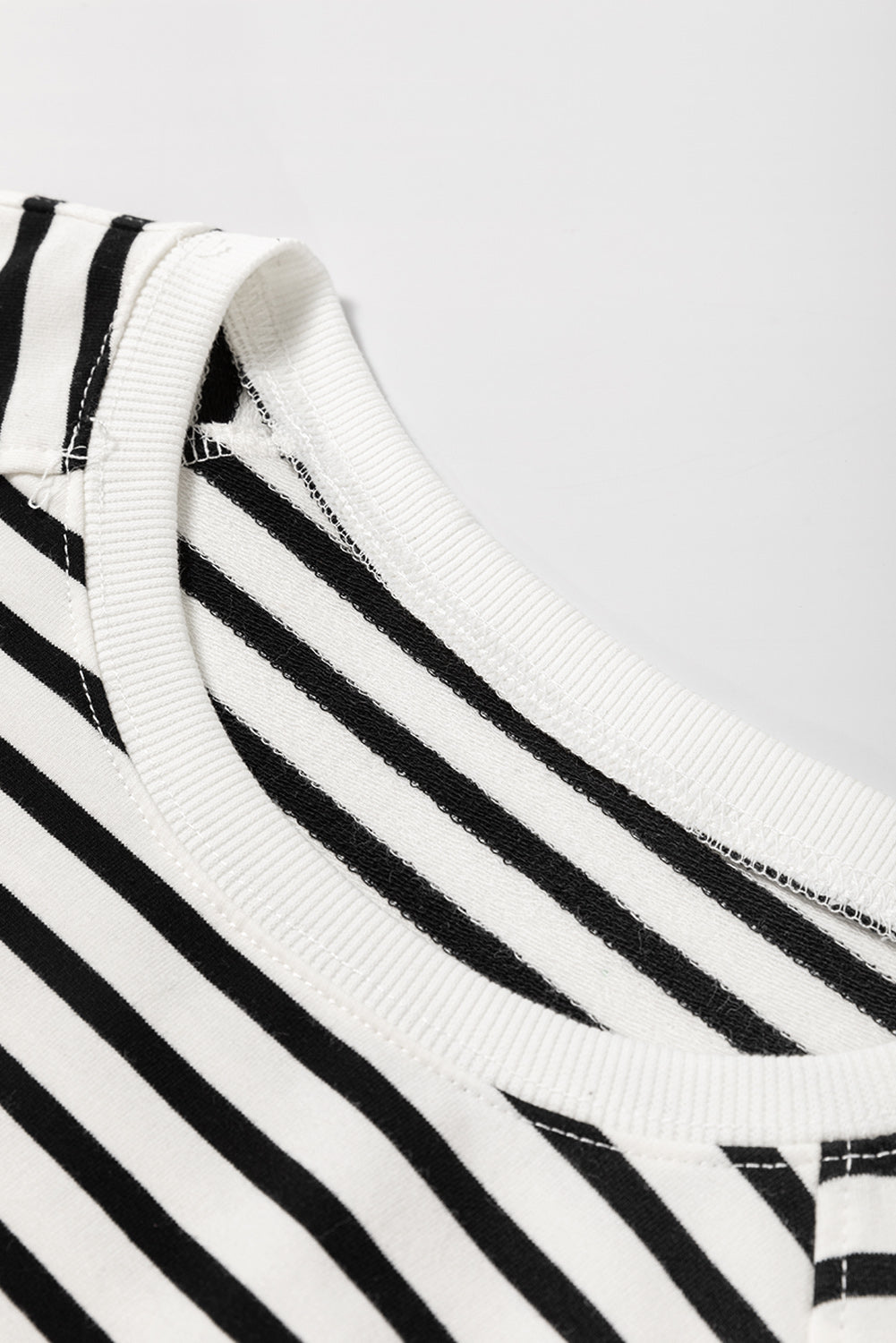 Stripe Raglan Sleeve Side Slit Sweatshirt
