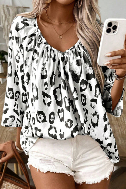 Leopard V-Neck 3/4 Sleeve Blouse