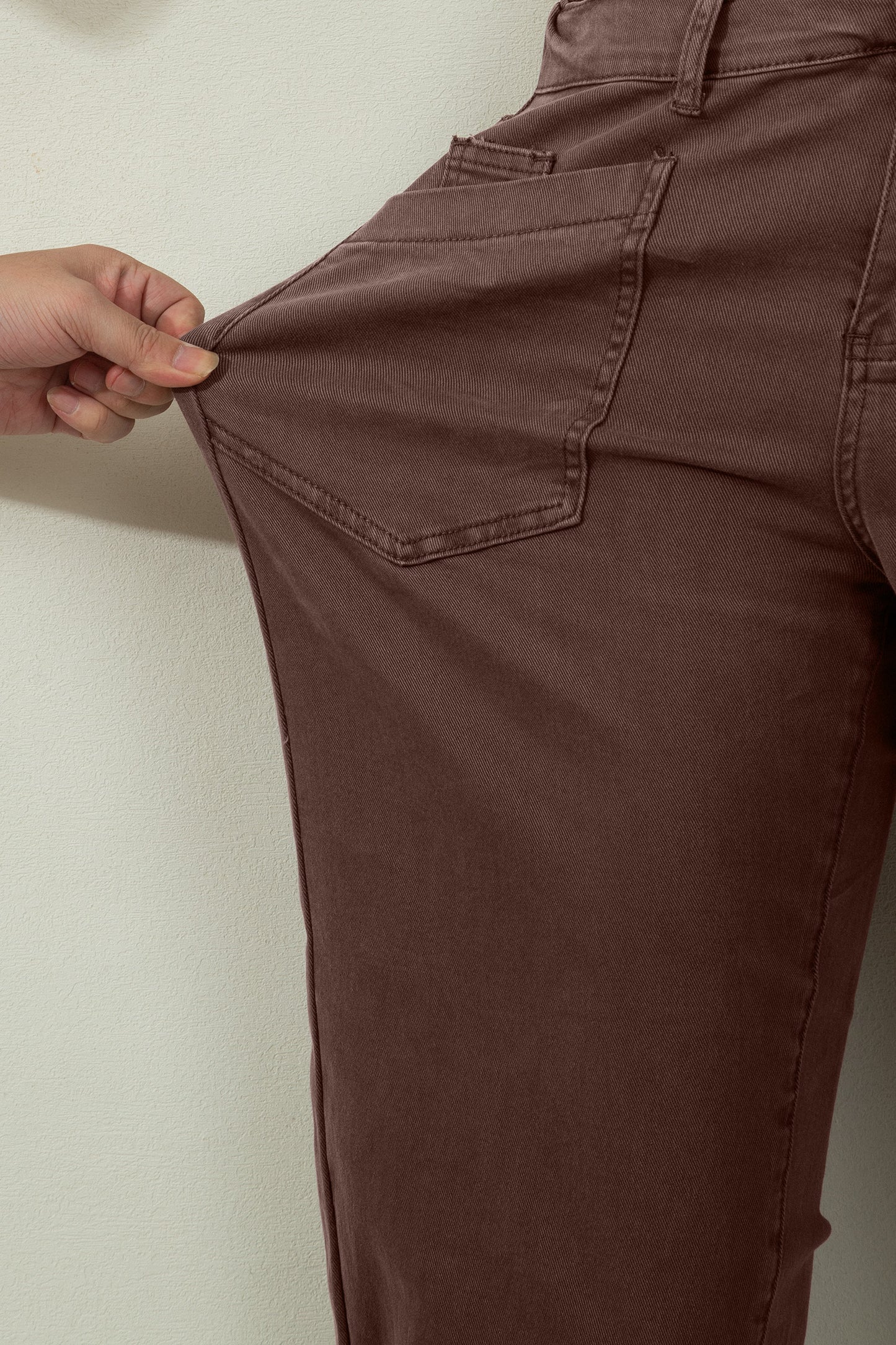 Solid Denim Patch Pocket Barrel Leg Jeans