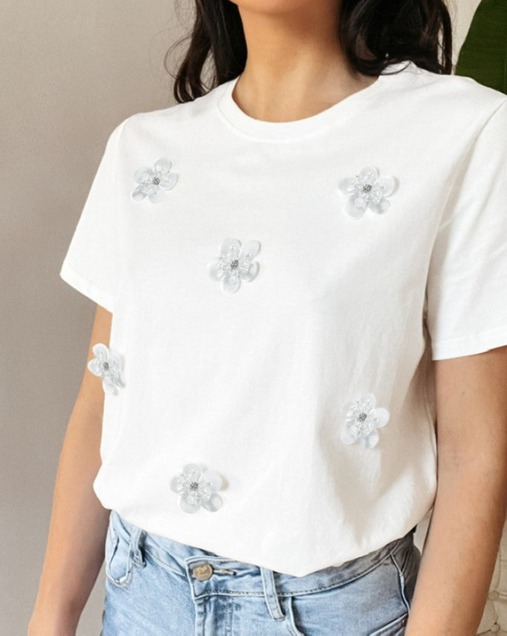 Floral Applique Round Neck T-Shirt