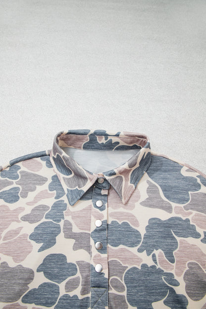 Camo Ribbed Contrast Trim Buttoned Collar Sweatshirt