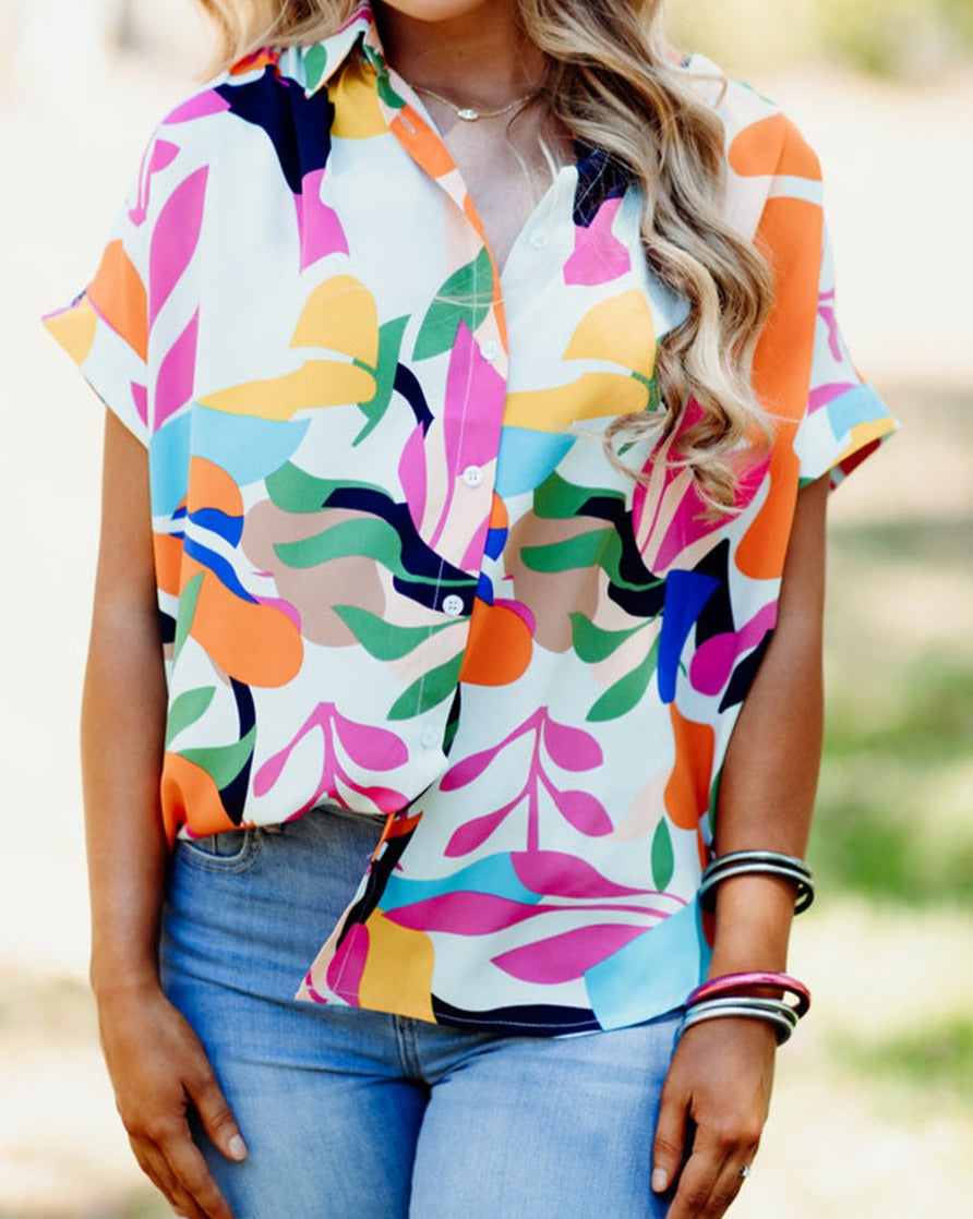 Abstract Short Sleeve Buttoned Shirt