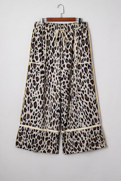 Plus Size Leopard Reverse Seam Patch Pocket Pants