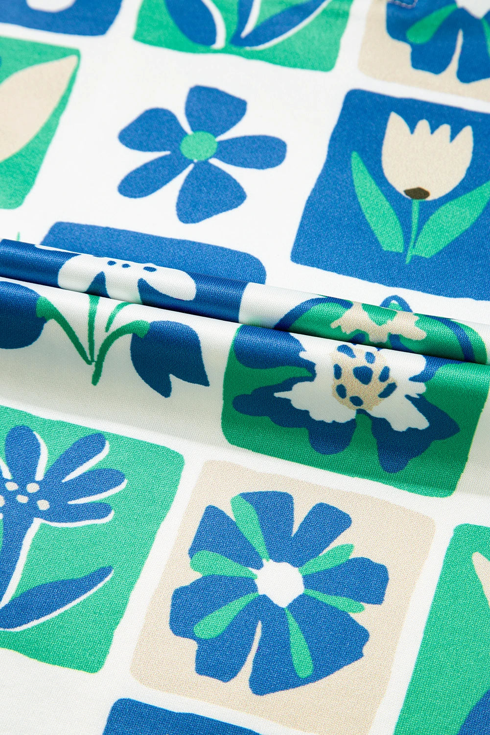 Floral Plaid Trim Collar Flutter Sleeve Blouse