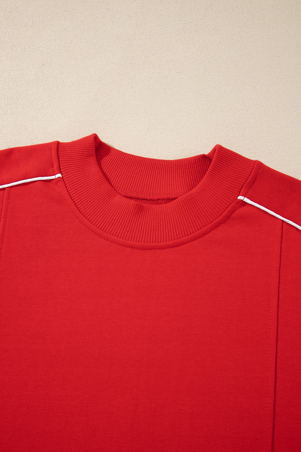Contrast Piping Mock Neck Thumbhole Sleeve Sweatshirt