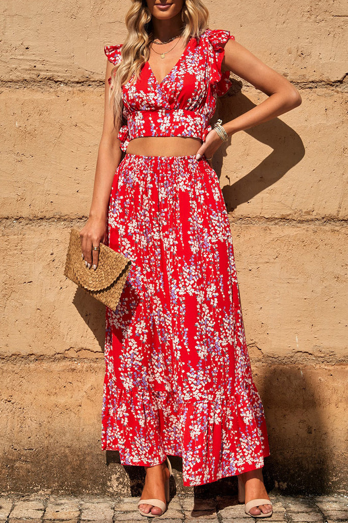 Floral crop shops and maxi skirt set