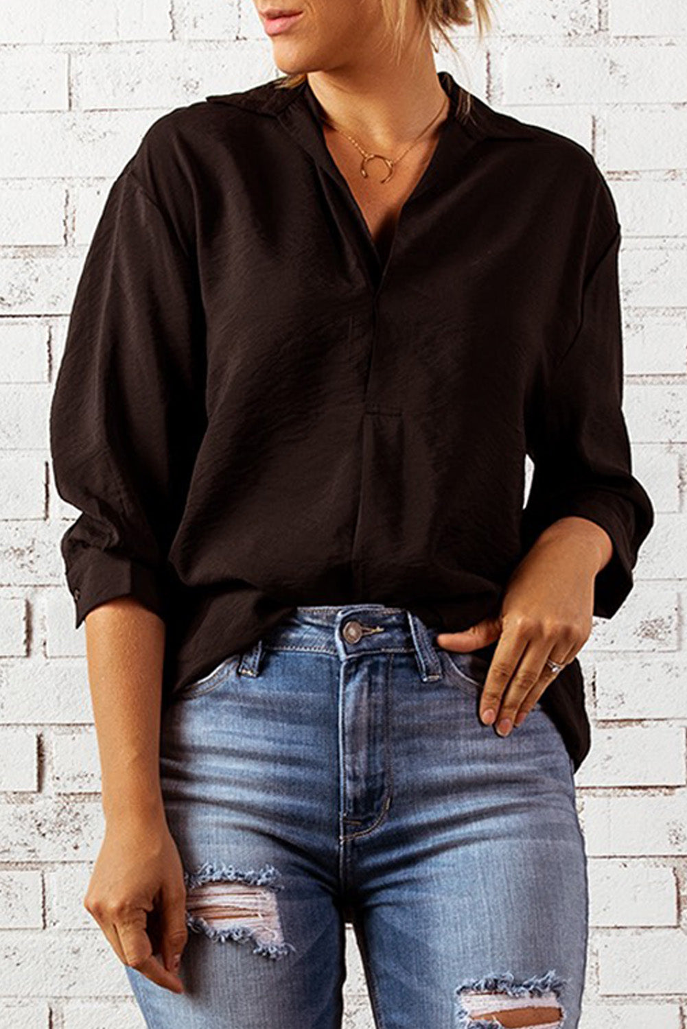 Collared V-Neck 3/4 Sleeve Shirt