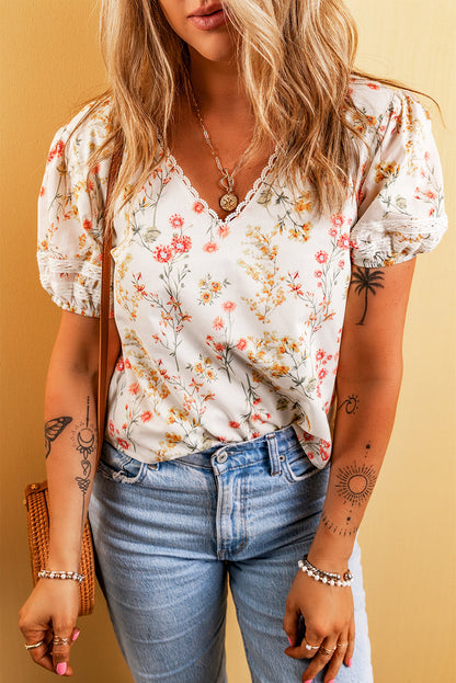 Floral Lace Trim Puff Sleeve Blouse