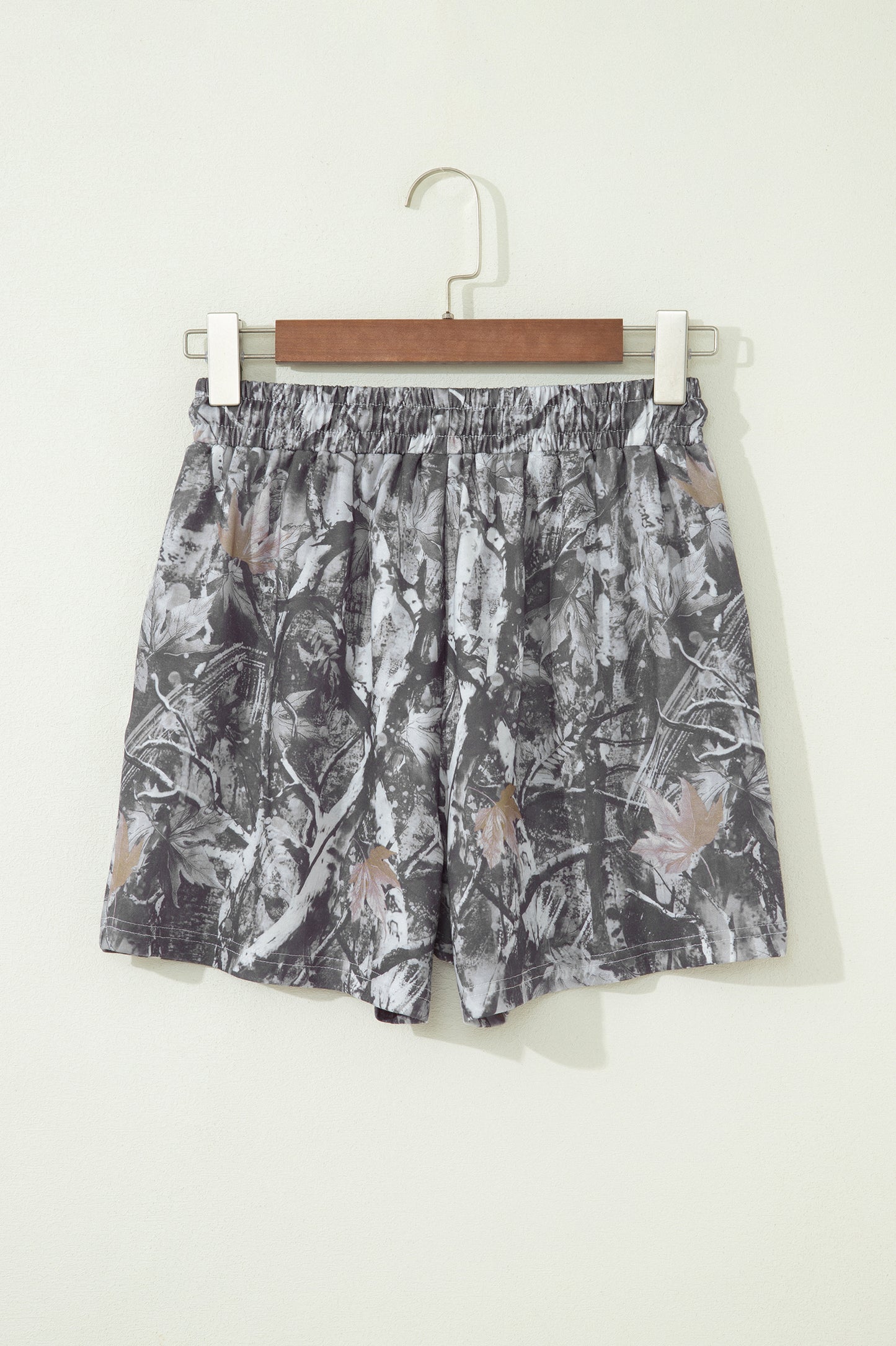 Camo Tie Elastic High Waist Shorts