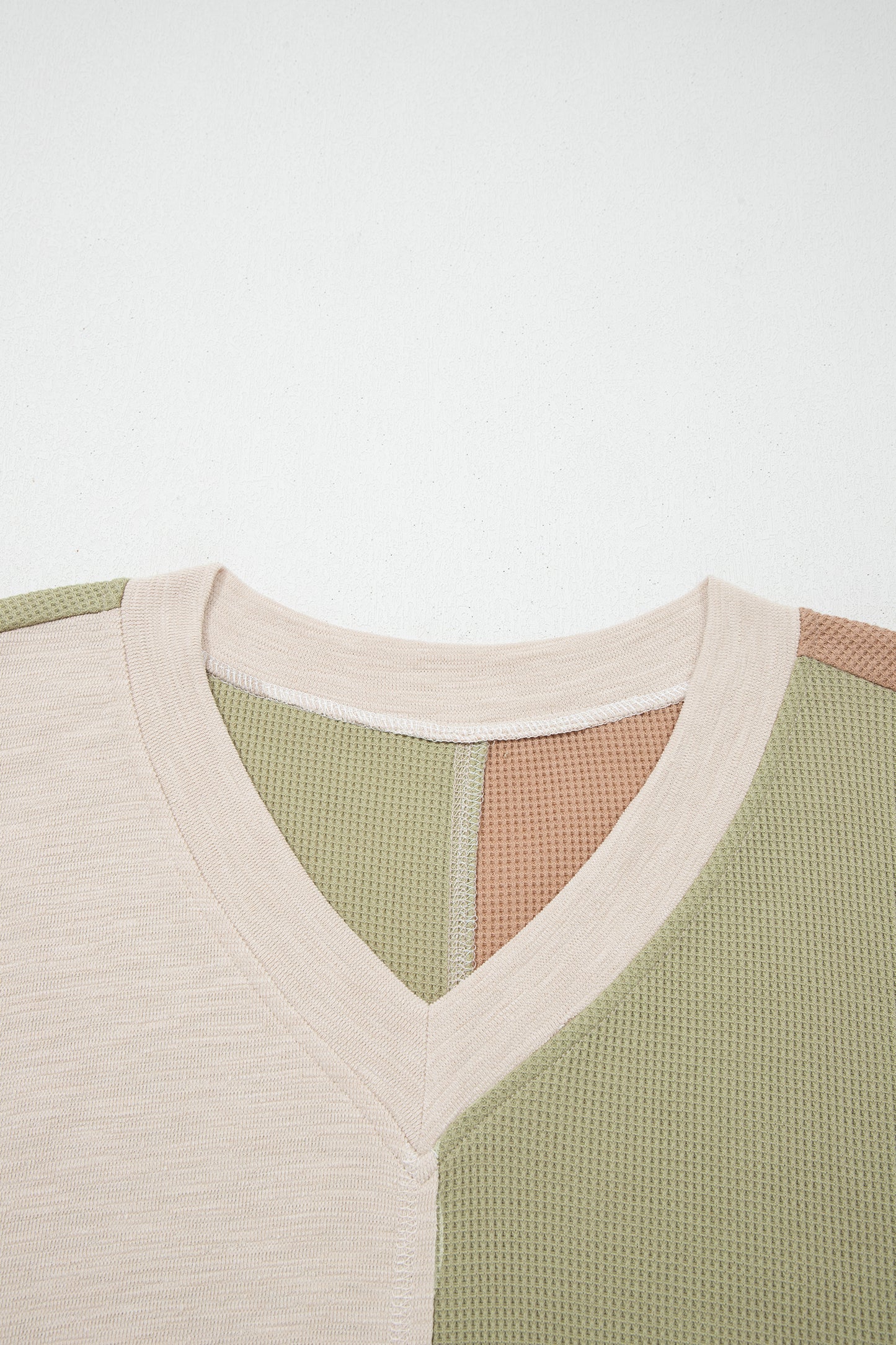 Plus Size Colorblock Waffle Long Sleeve V-Neck Top