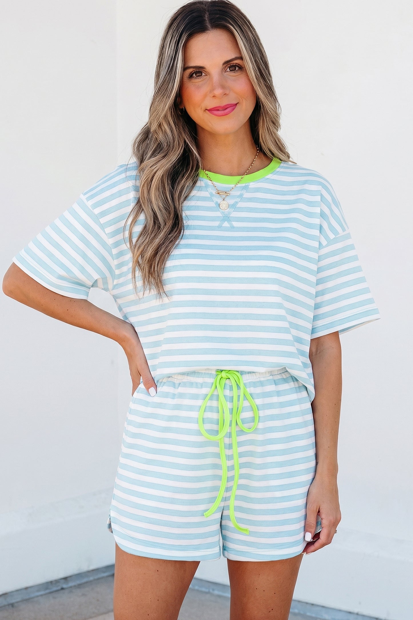 Stripe Contrast Trim Tee & Drawstring Shorts Set