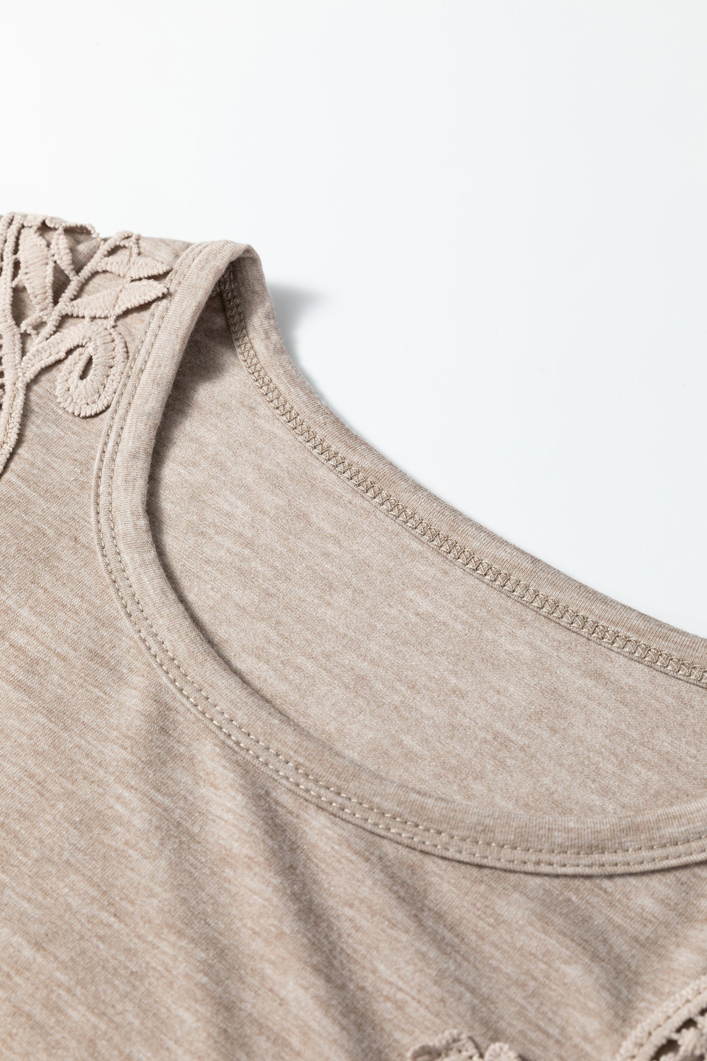 Solid Lace Embroidered Patch Short Sleeve Tee