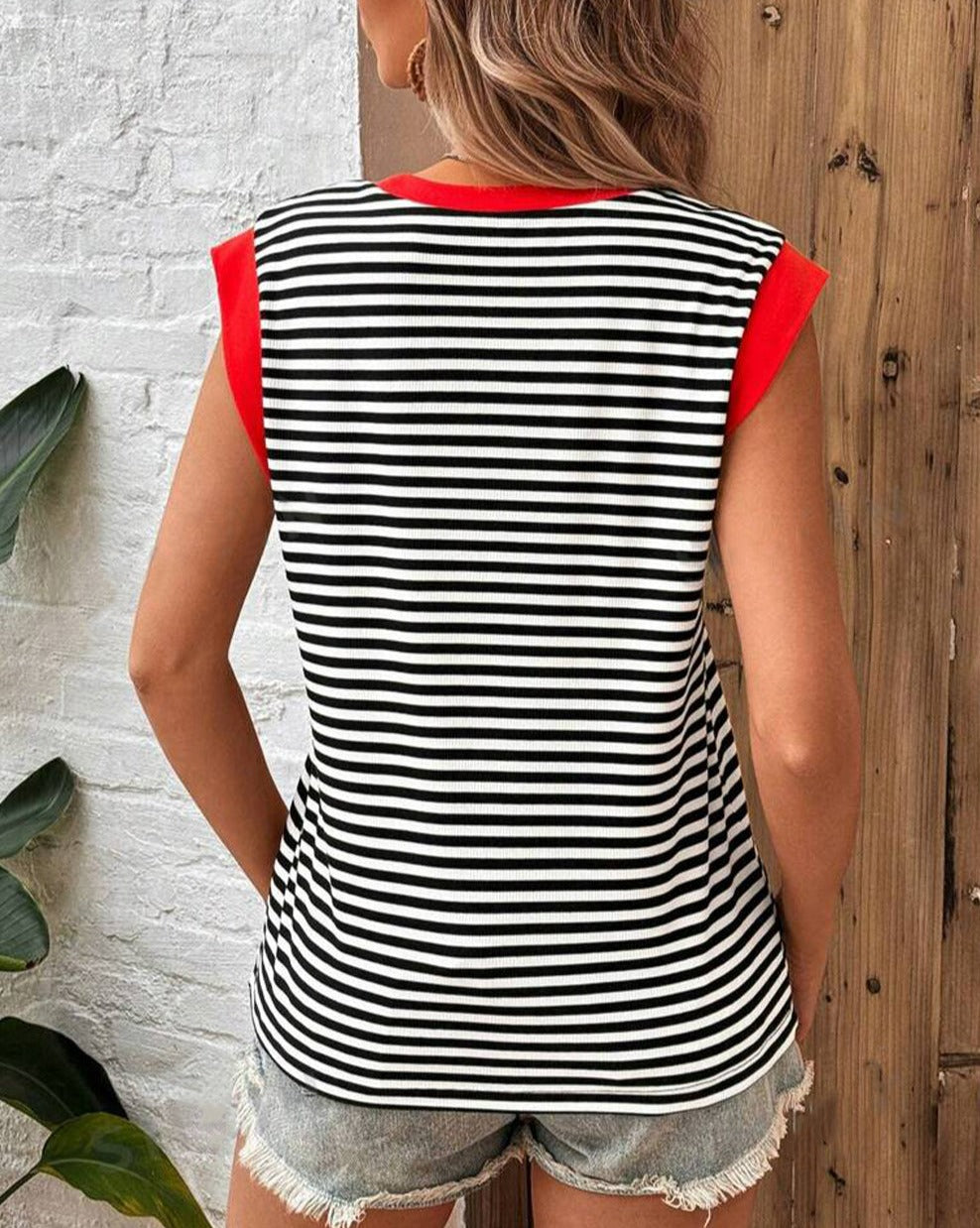 Stripe Colorblock Edge Tank Top