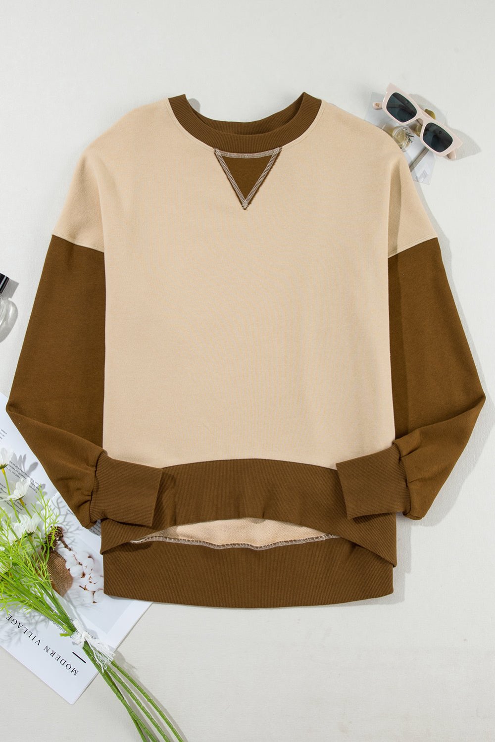 Colorblock Thumbhole Sleeve Sweatshirt