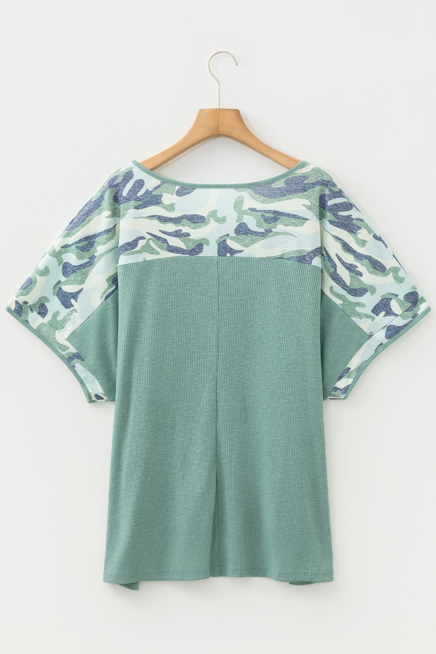 Plus Size Camo Patchwork Ribbed V-Neck Tee