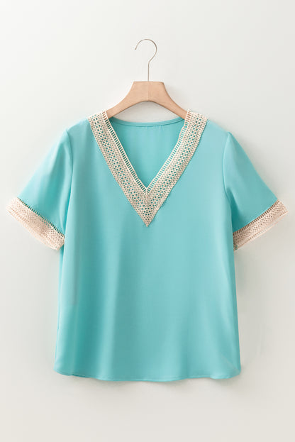 Contrast Lace Trim V-Neck Short Sleeve Blouse