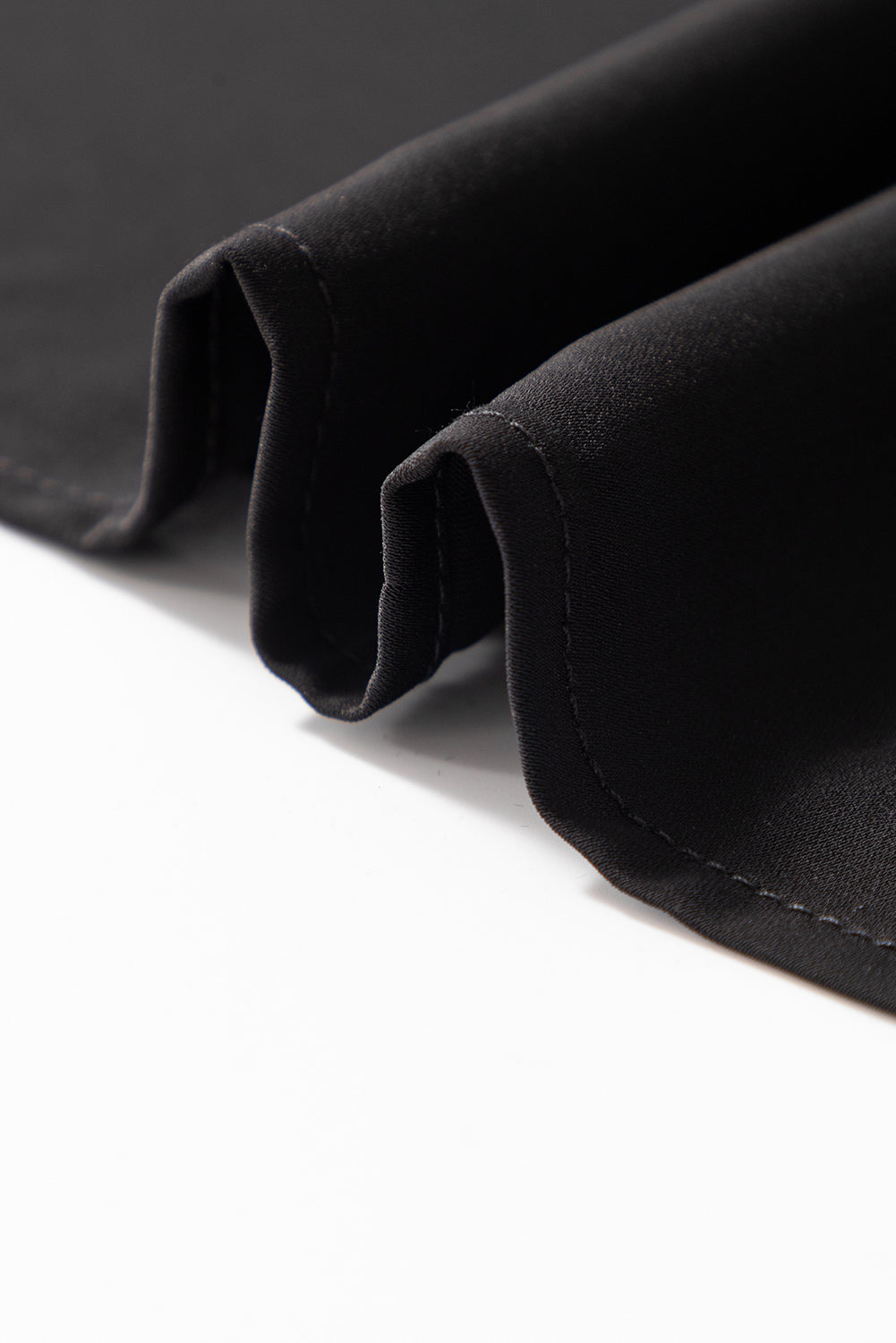 Lace Patchwork Sleeve Keyhole Neckline Blouse