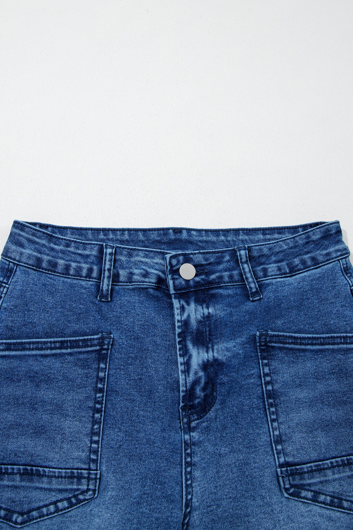 Frayed Hem Cropped Straight Leg Jeans