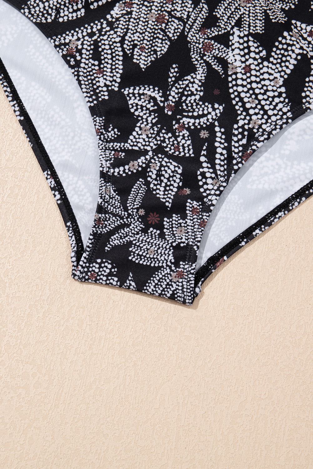 Abstract Buckle Tankini Top & Skirted Swim Set