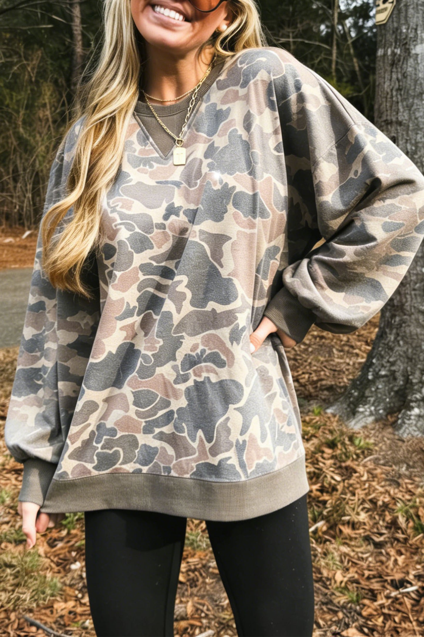 Camo Ribbed Trim Crew Neck Pullover Sweatshirt