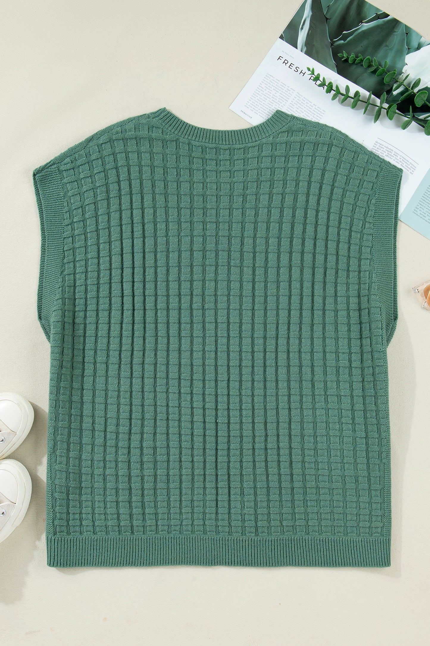 Plus Size Solid Textured Knit Short Sleeve Sweater