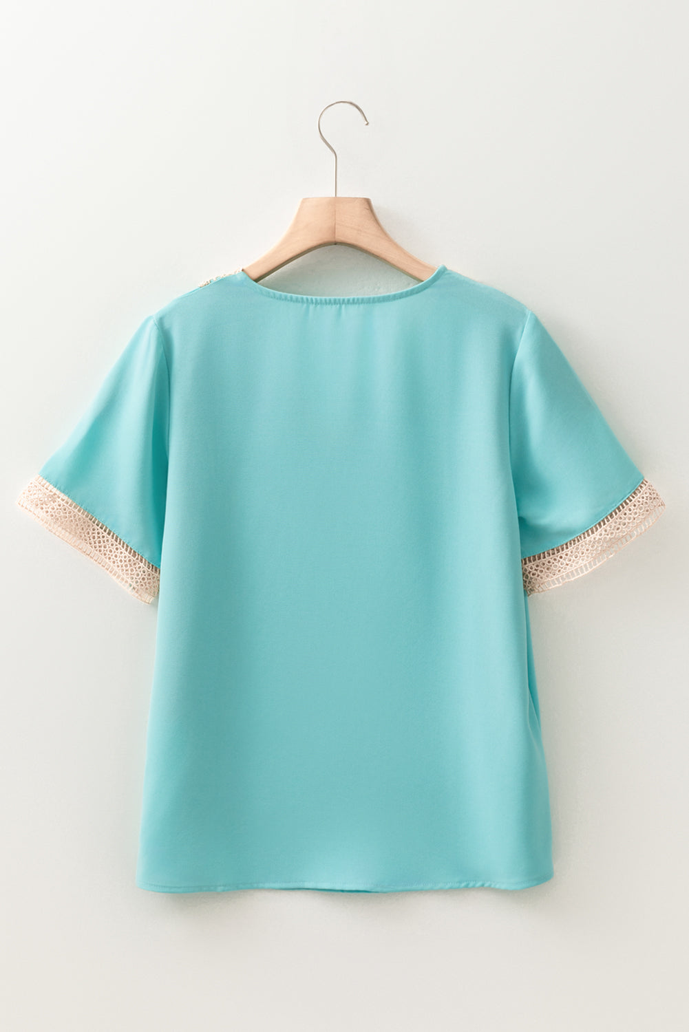 Contrast Lace Trim V-Neck Short Sleeve Blouse